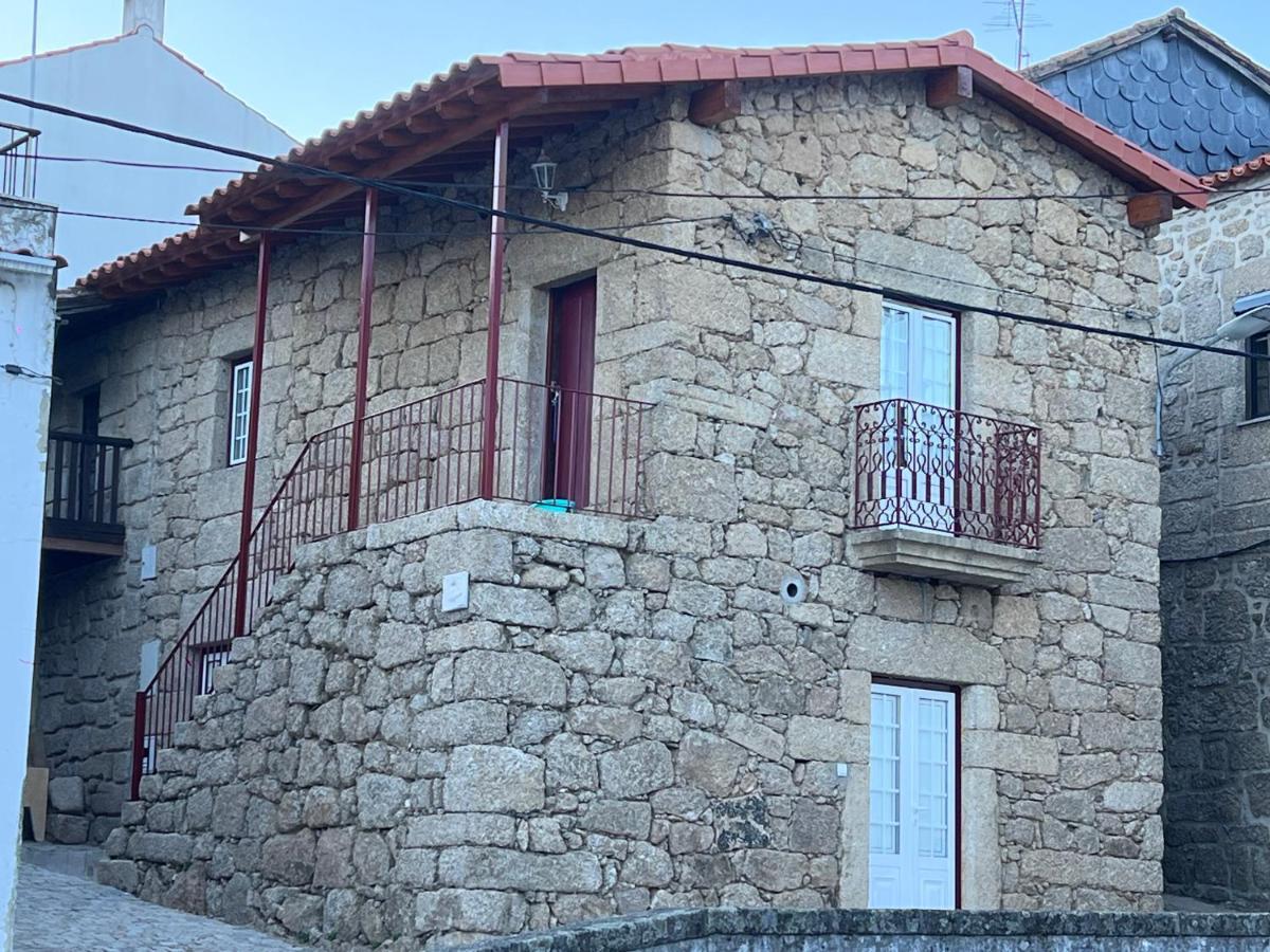 Casa Da Vila - Apartamento Duplex Alpedrinha Екстериор снимка